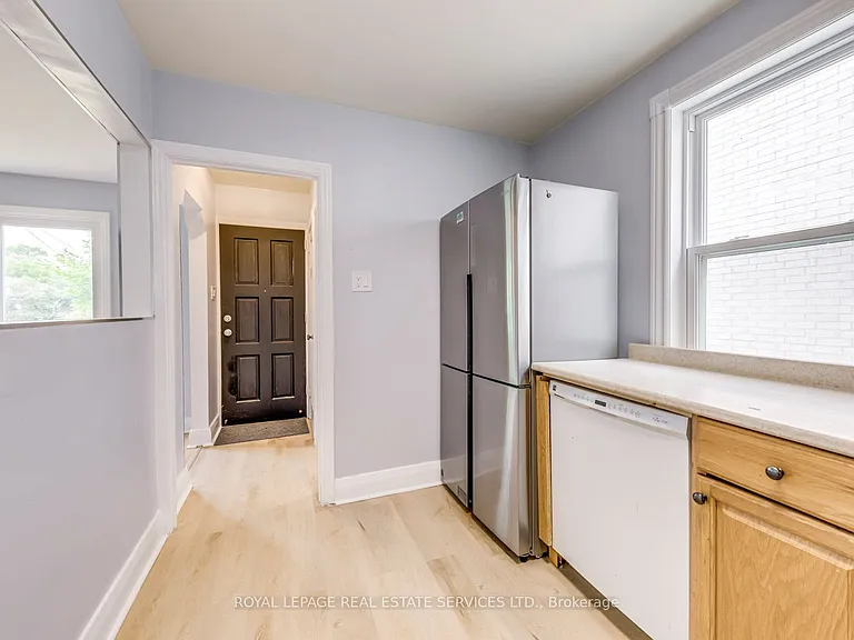 75 Elma St — Photo 11