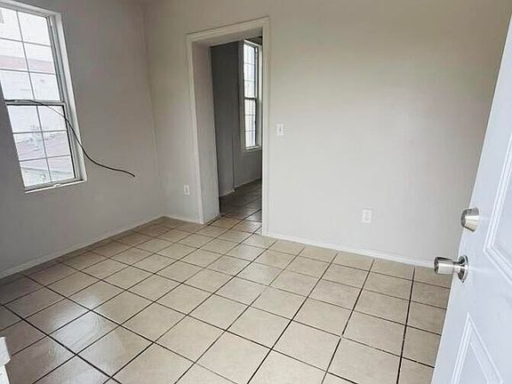 3rd image of 1026 Myrtle Ave #4