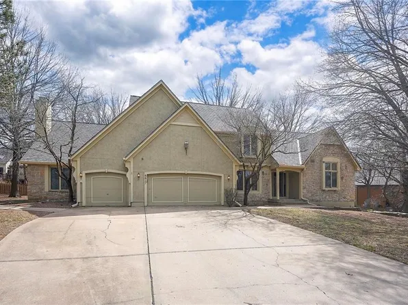 4417 W 130th St, Leawood, KS 66209