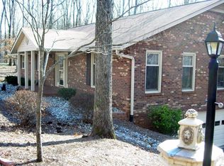 75 Beechwood Dr, Lewisville, NC 27023