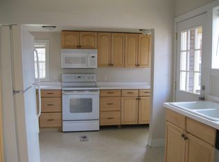 505 Altamont St, Marquette, MI 49855