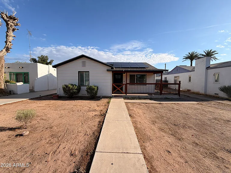 370 W Pima Ave — Photo 2