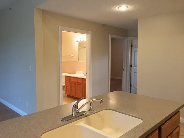 Waterview Apartments — Photo 17