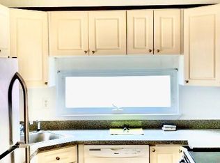 237 Great Neck Rd, Great Neck, NY 11021