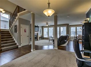 409 SW Eagles Ridge Dr, Blue Springs, MO 64014