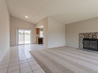 723 E Avenue H13, Lancaster, CA 93535