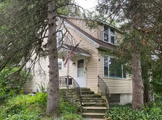 34069 N Hainesville Rd, Round Lake, IL 60073