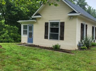 801 Oregon St, Peru, NE 68421