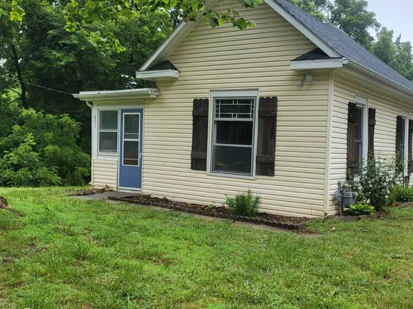 801 Oregon St, Peru, NE 68421