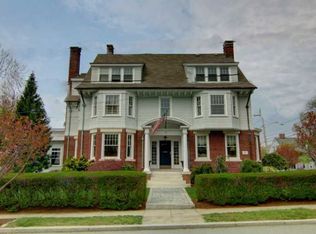 350 Wayland Ave, Providence, RI 02906