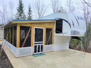 53 Fox Den Ln, Warren, ME 04864