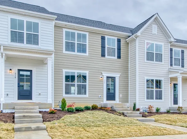 221 Addison Ct, Blacksburg, VA 24060