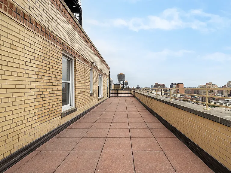 25 W 81st St #PHC — Photo 13
