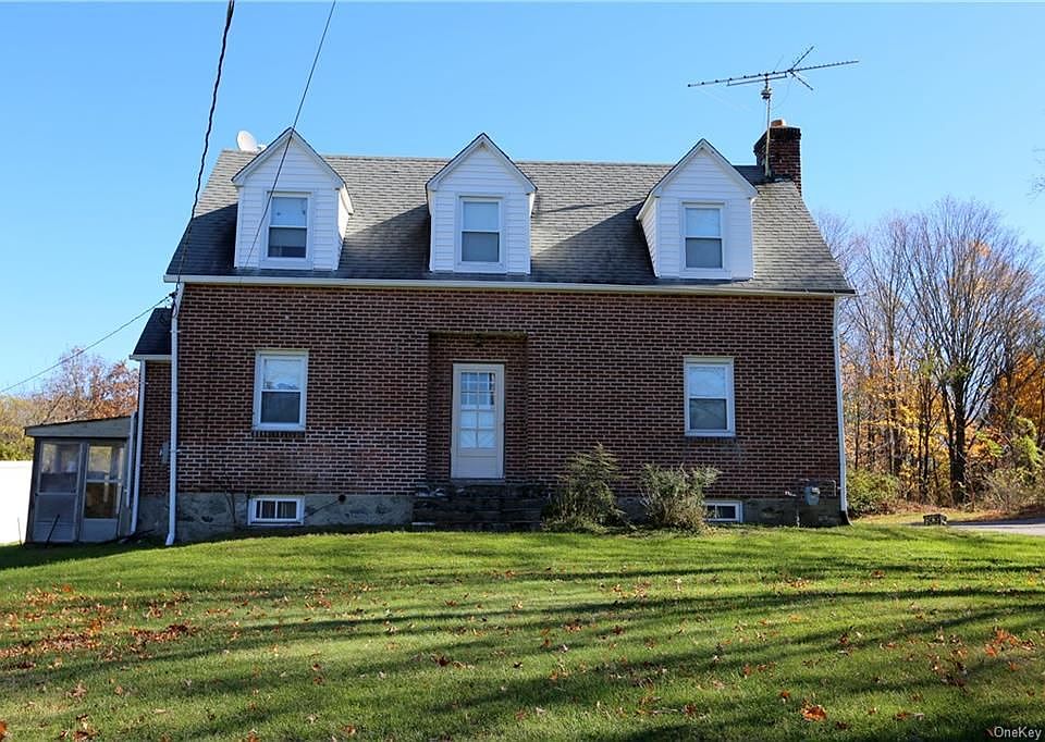 1st image of 3232 Gomer St