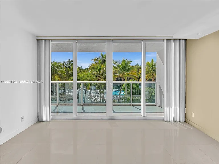 100 Bayview Dr #223 — Photo 16