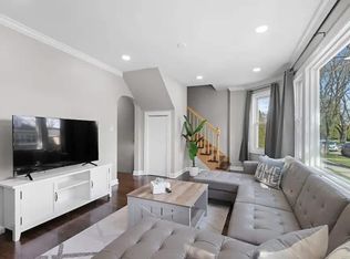 6028 Crain St #ID1237890P, Morton Grove, IL 60053