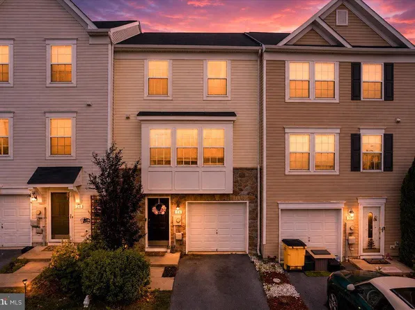 24 Ventura Way, Hedgesville, WV 25427