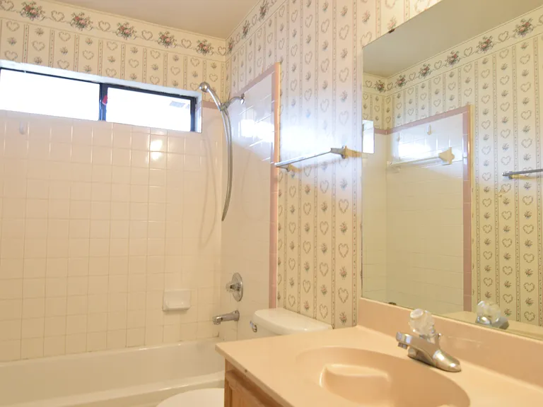 4201 Carolyn Dr — Photo 19