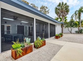 1116 Westway Dr, Sarasota, FL 34236