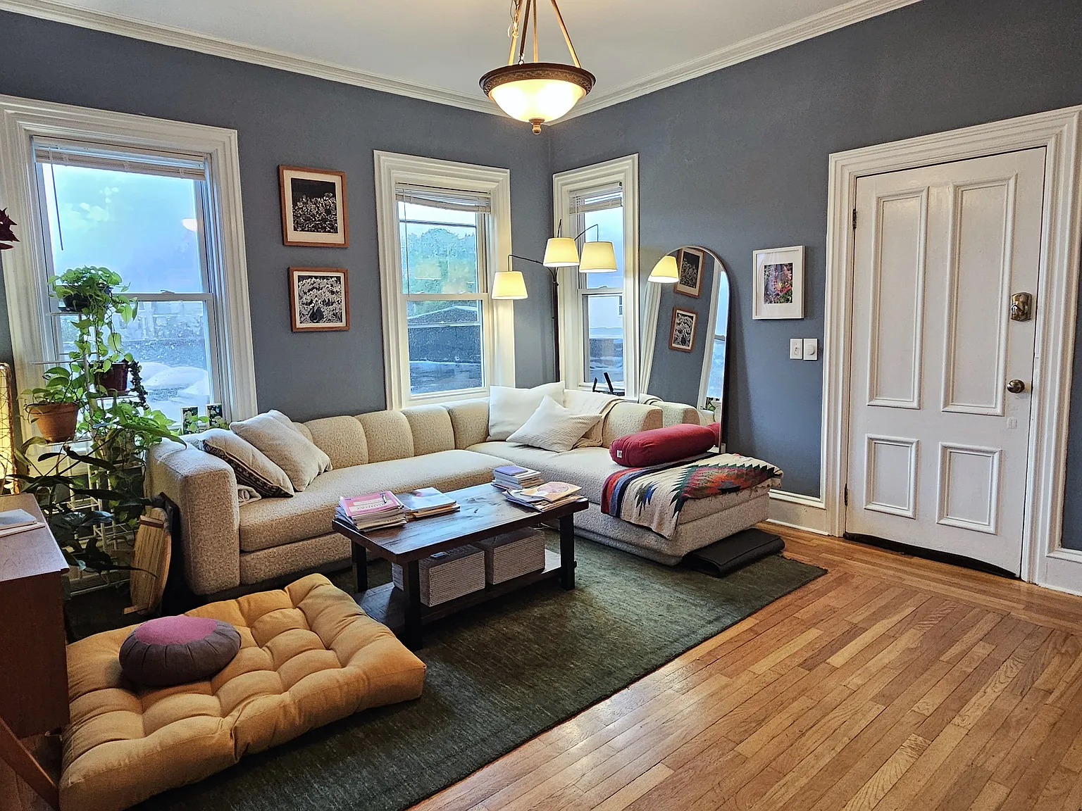3 bed, $3,200 — Photo 2