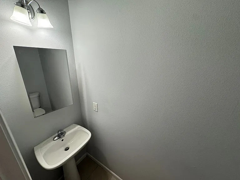 6902 Grand Hickory Dr — Photo 12