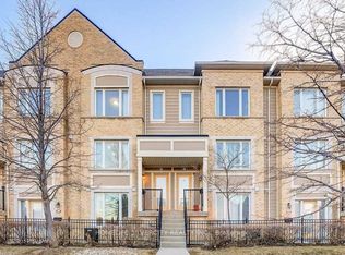 60 Fairwood Cir #64, Brampton, ON L6R 0Y6