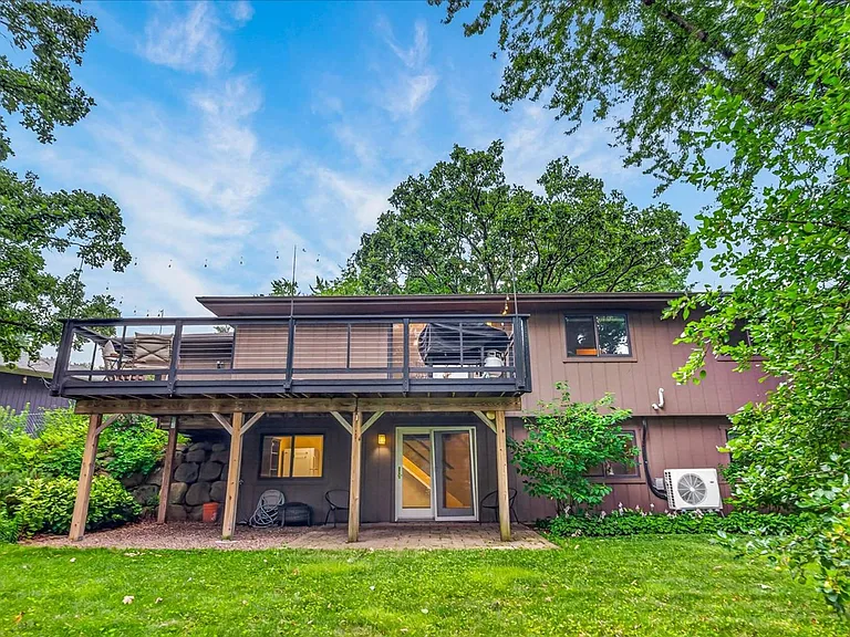 18 Cathy Ct — Photo 44