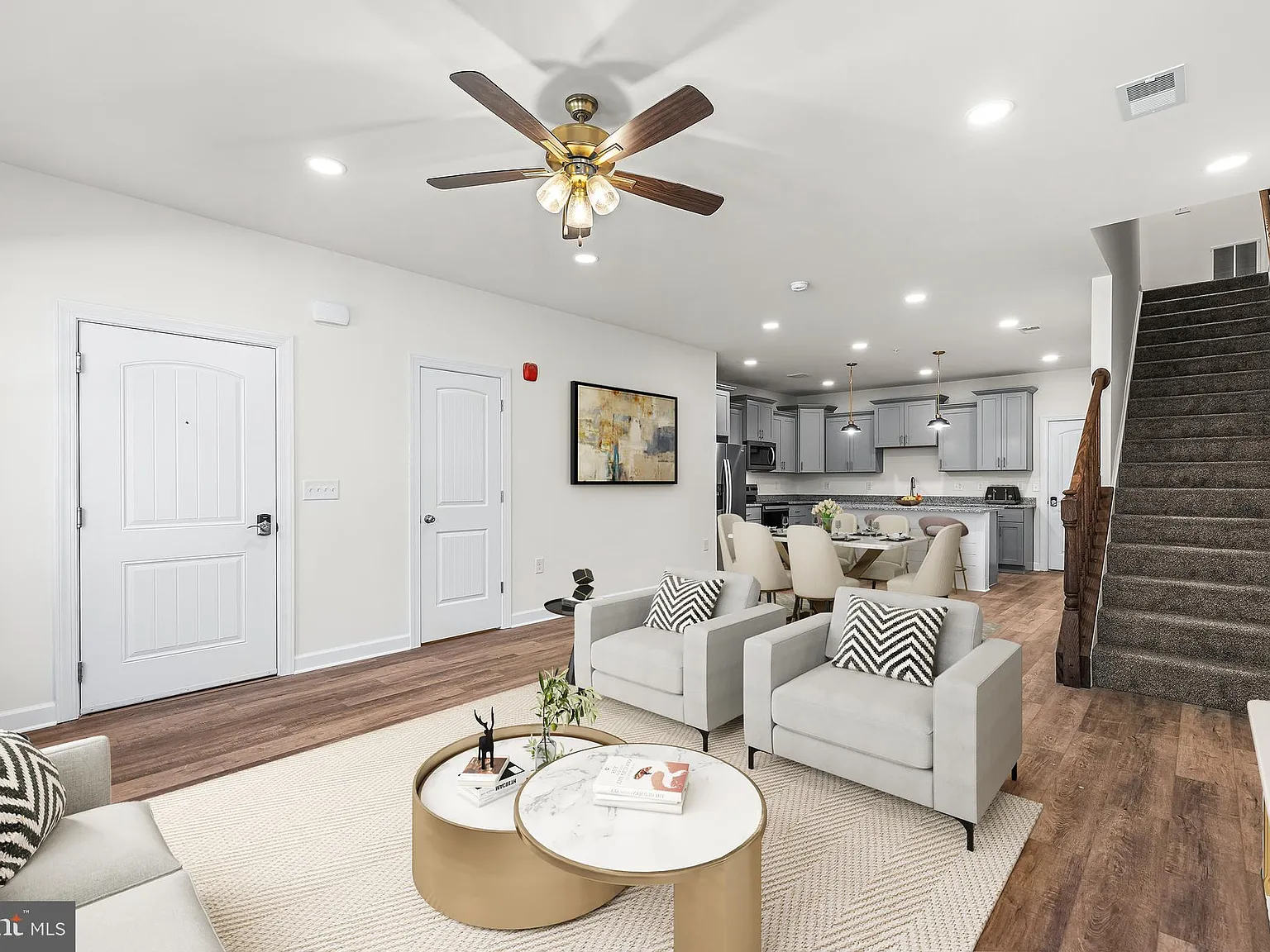 3 bed, 2.5 bath, 1768 sqft, $2,449 — Photo 4