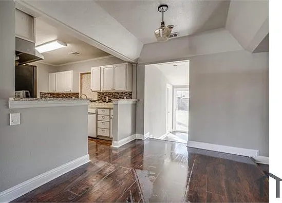 505 Clarice St — Photo 5
