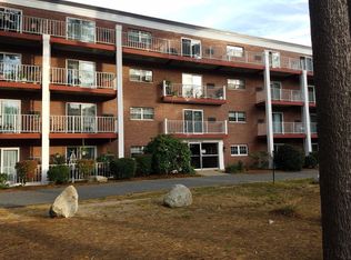 25 Greentree Ln APT 14, Weymouth, MA 02190