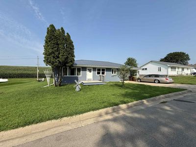 639 Main St, Holy Cross, IA, 52053