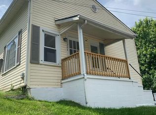 1204 3rd St, Radford, VA 24141