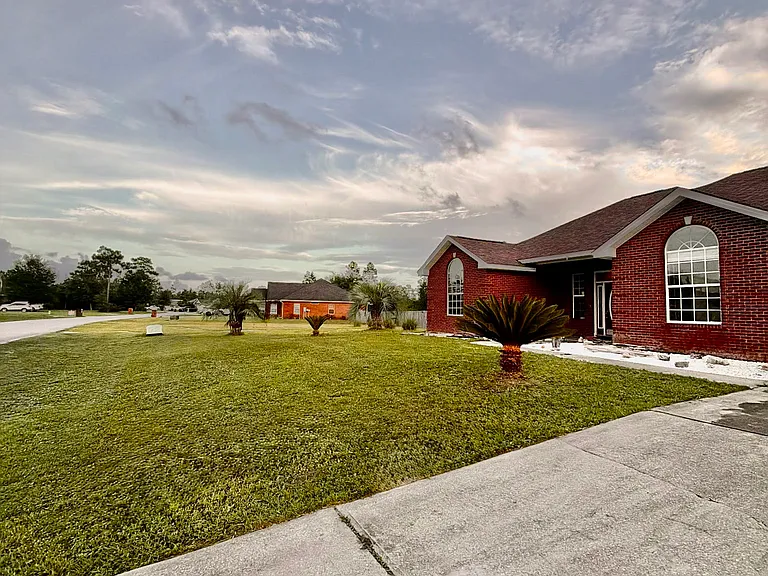 3420 High Cliff Rd — Photo 1