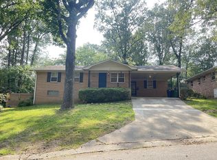 17 Cinderella Cir, Little Rock, AR 72204