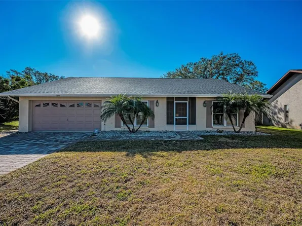 1570 Bering Ct, Palm Harbor, FL 34683