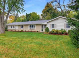 18830 Brookdale DRIVE, Brookfield, WI 53045