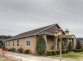 902 Pioneer Dr, Silverton, OR 97381