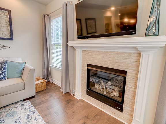 4th image of 1343 Auburn Hill Dr