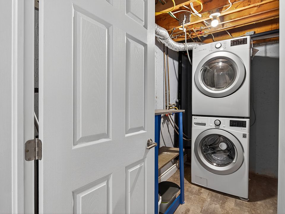 1st image of 131 Rockwood Ave #26