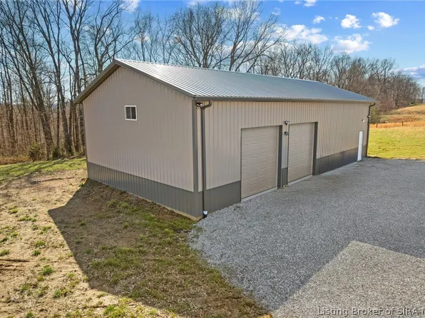 8172 E Ash Road, Bloomfield, IN 47424