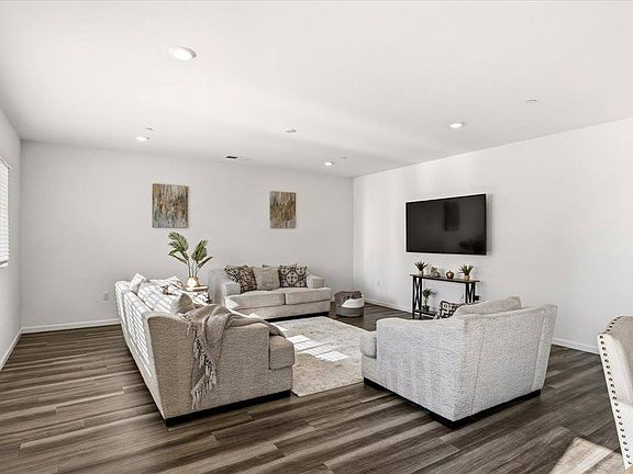 5th image of 1370 Abrozo Way