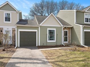 1915 Ozark Pkwy Unit 1915, Algonquin, IL