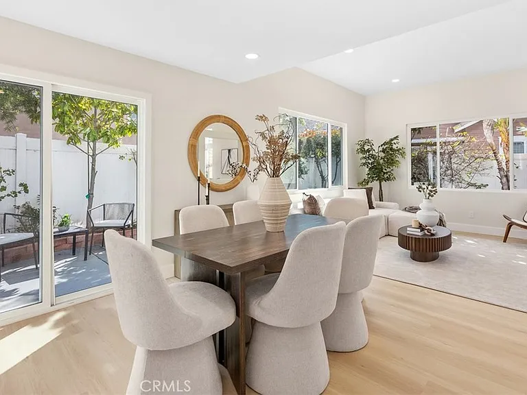 5 Chatri Cir — Photo 8