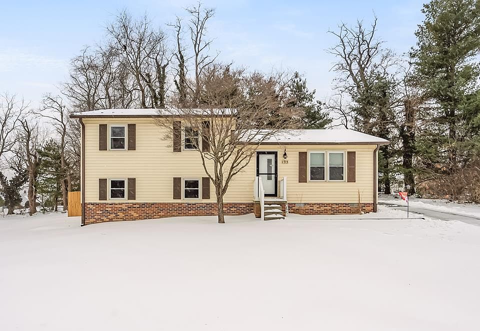 1st image of 195 Highland Cir