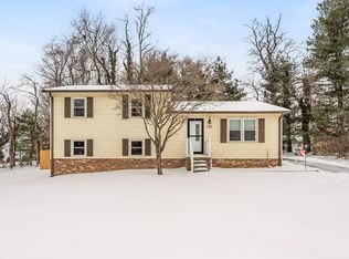 195 Highland Cir, Wytheville, VA 24382