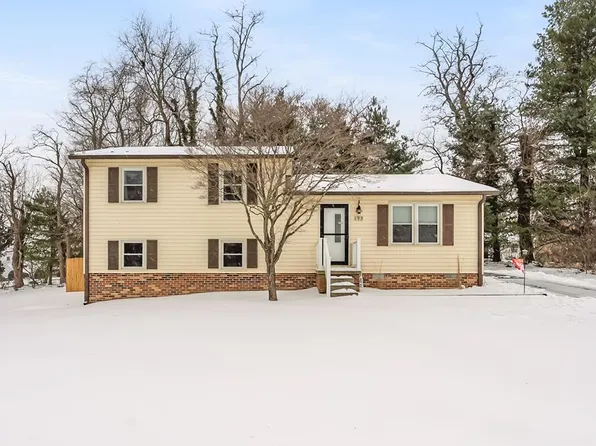 195 Highland Cir, Wytheville, VA 24382