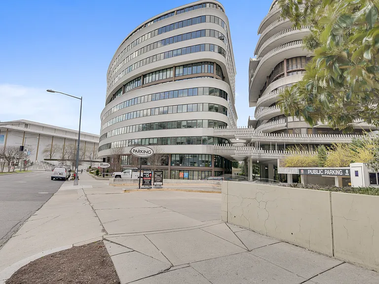 2555 Pennsylvania Ave NW #816 — Photo 57