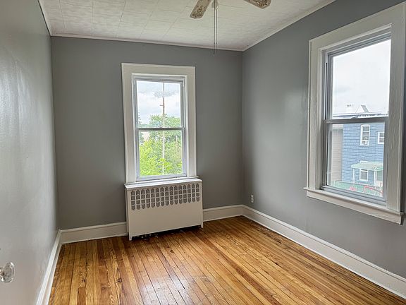 5th image of 145 Maple St Floor 1
