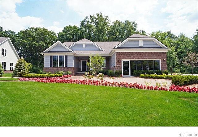 1st image of 9196 Pine Valley Dr