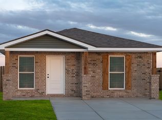 New Lady 700 Charming Retreat plan